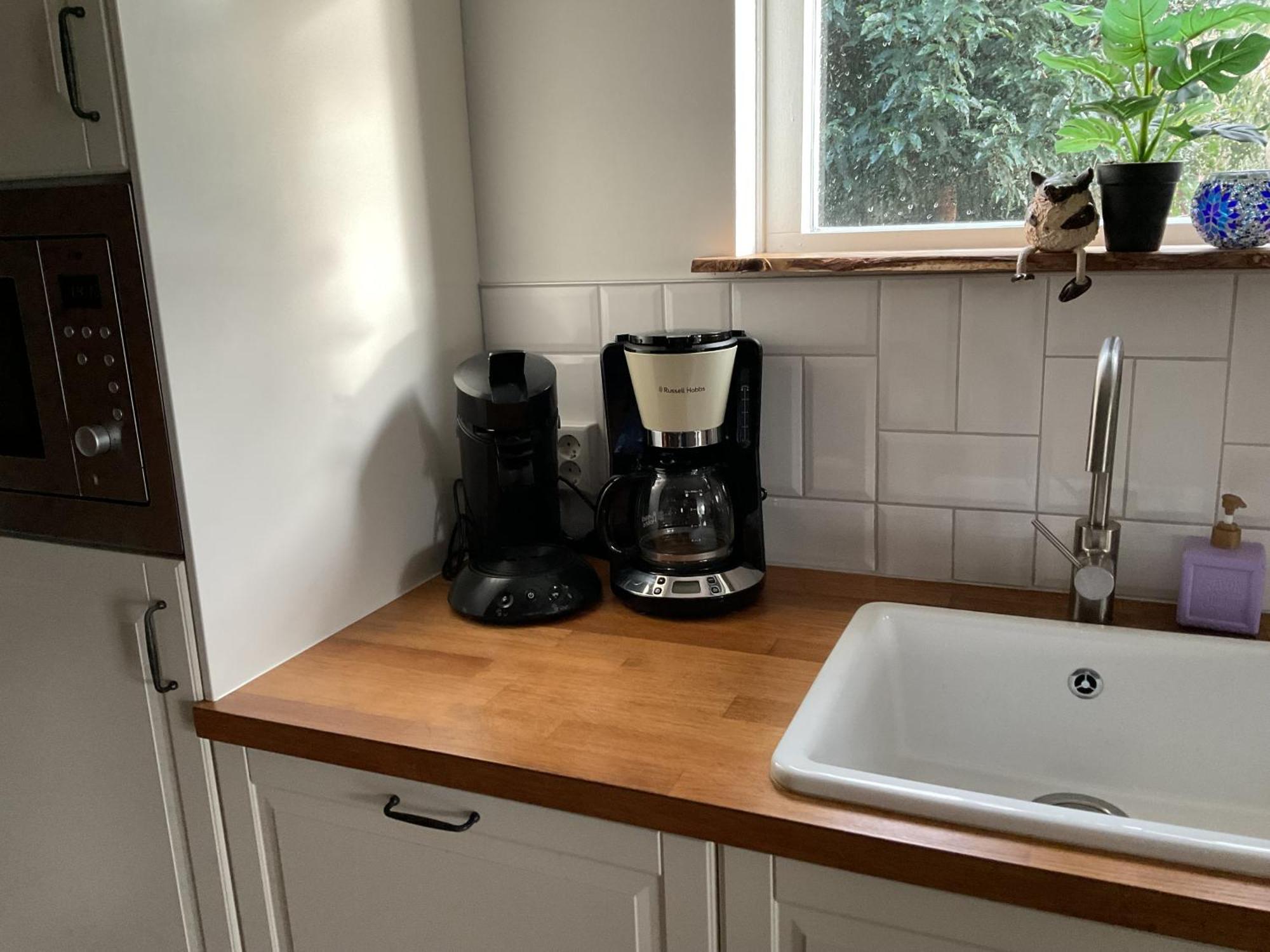Vakantiewoning Le Garaazje 'S-Gravendeel Bagian luar foto